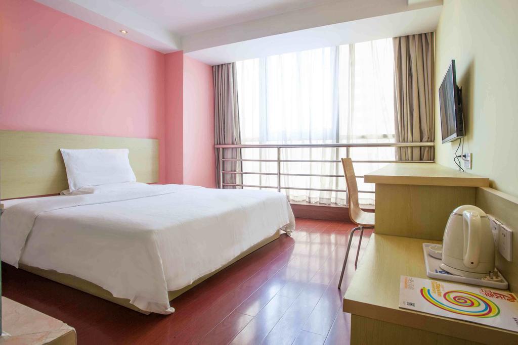 7Days Inn Qionghai Bus Station Room photo